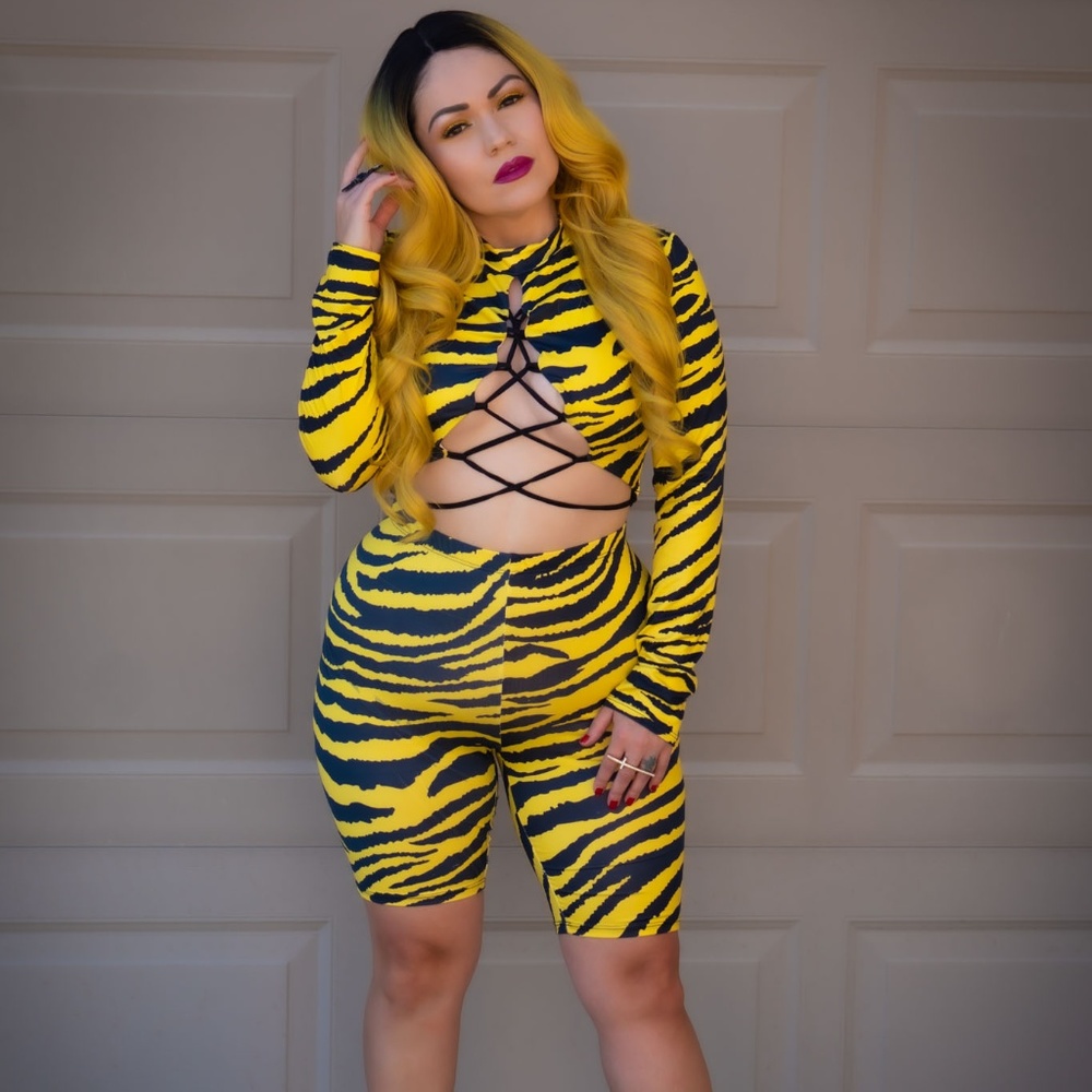 Yellow Zebra Set
